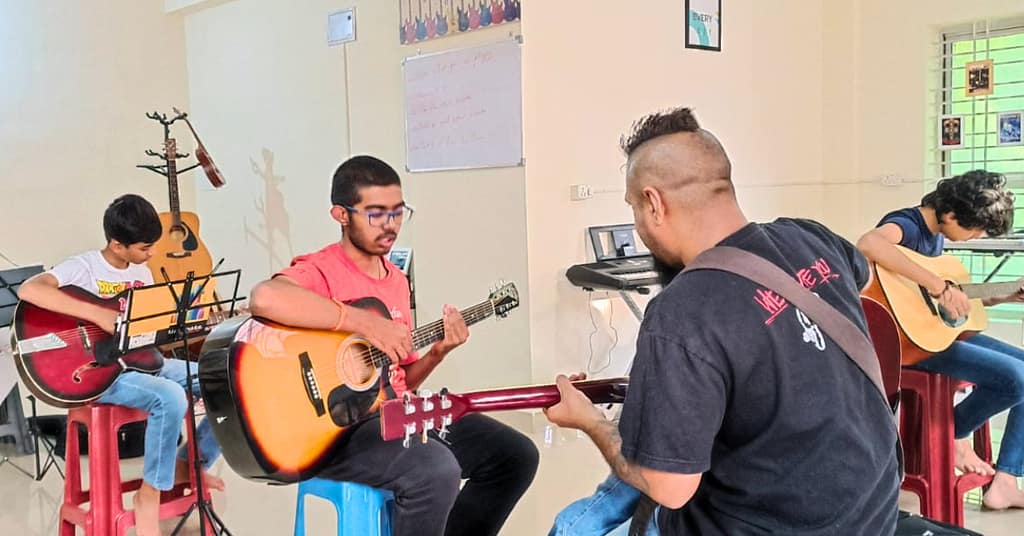 TFC Fast Track: 8 private, 1:1 weekend sessions designed to take you from beginner to playing real music in two months.